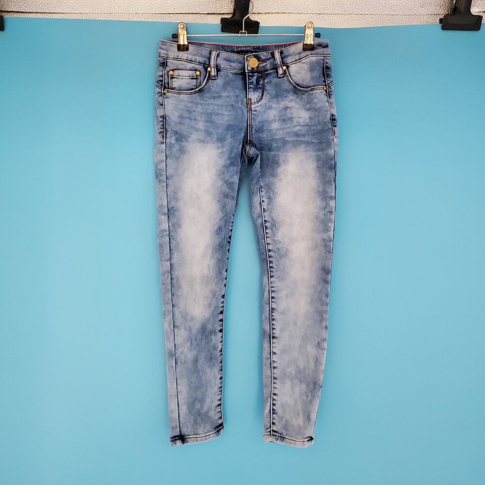 crissa Skinny Jeans Size 26 Light Wash Low Rise Cropped